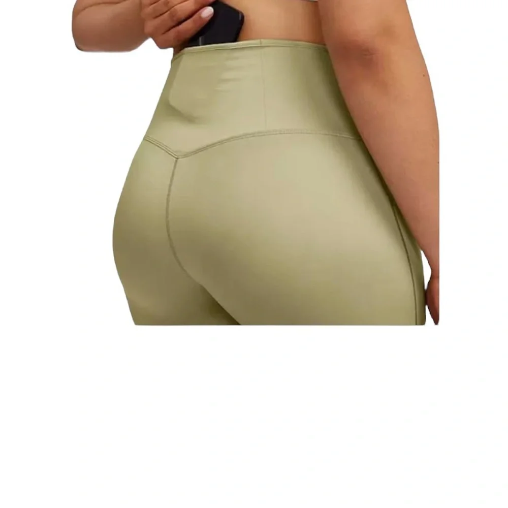 Nike One Olive Green High-Waisted Firm Support Leggings W/ pockets NWT Small